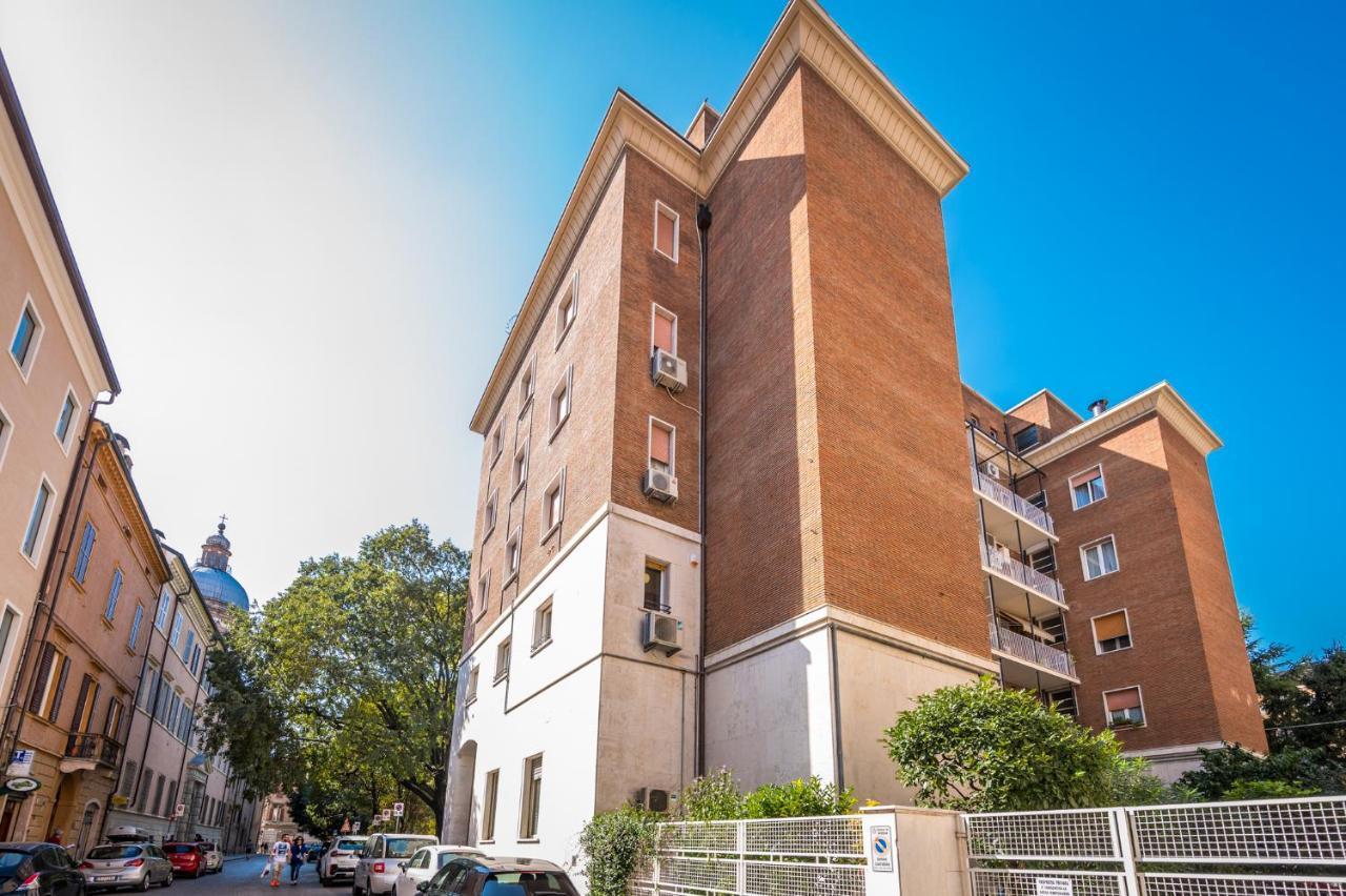 Apartmán Altalena Sulla Piazza, Un Affaccio D'Eccezione Modena Exteriér fotografie